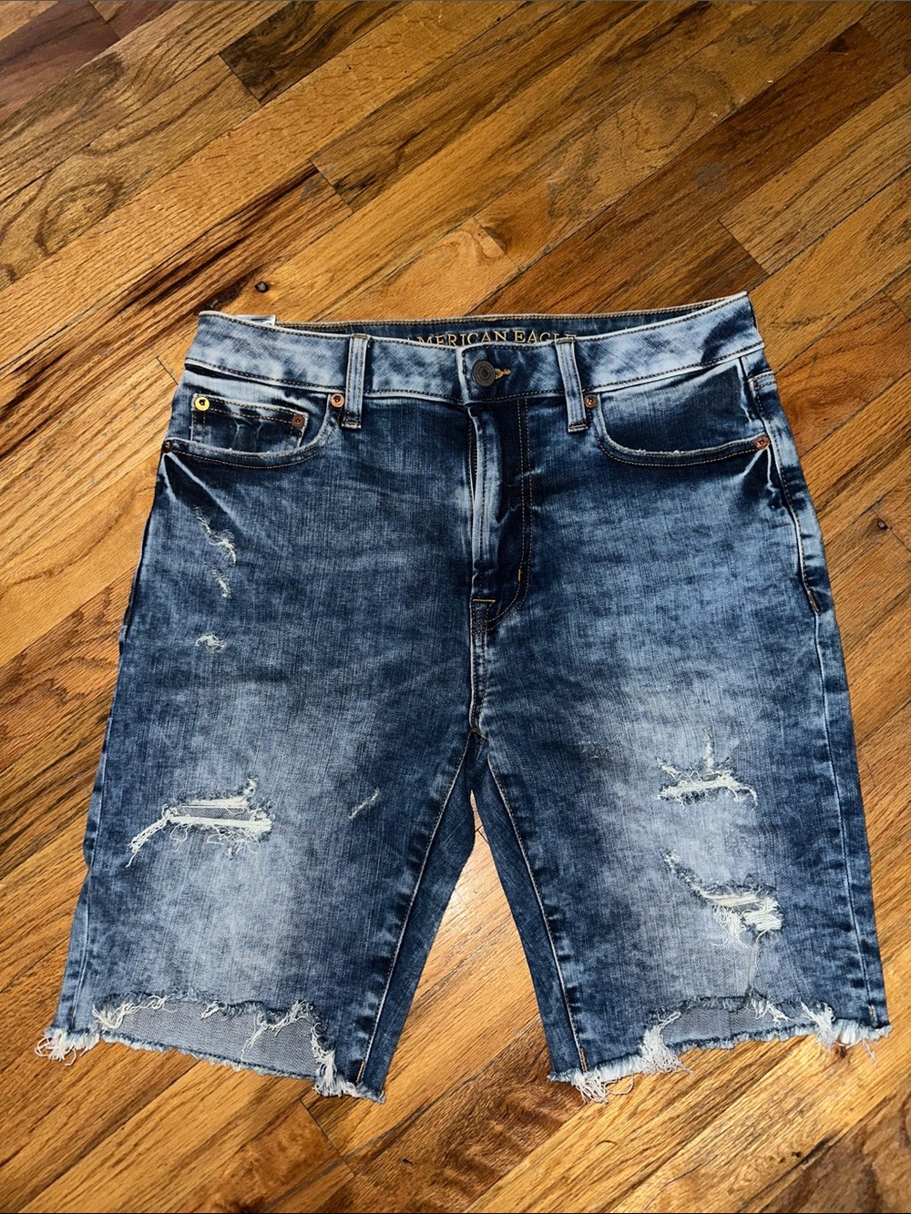 American Eagle Outfitters Men’s Faded Blue Distressed Denim Shorts 30